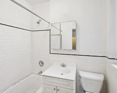  West 10th Street - Photo Thumbnail 4