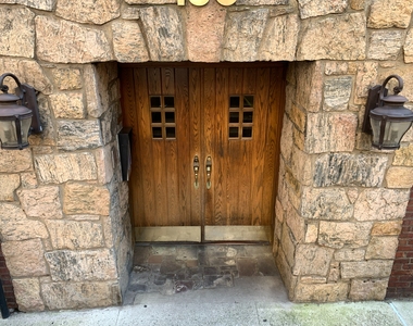 Brooklyn Heights/Brooklyn Downtown - Photo Thumbnail 11