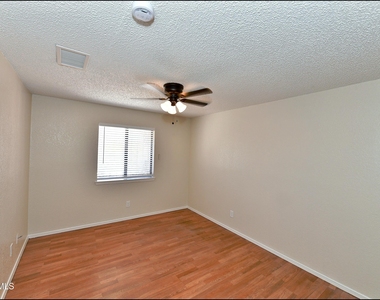 11620 Laura Marie Drive - Photo Thumbnail 35