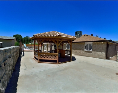 11620 Laura Marie Drive - Photo Thumbnail 40