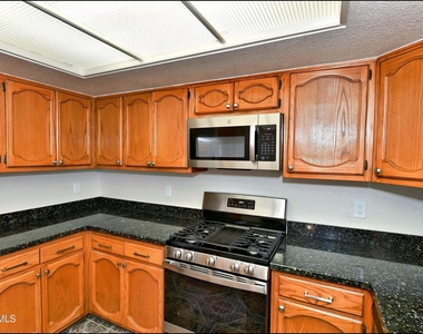 11620 Laura Marie Drive - Photo Thumbnail 21