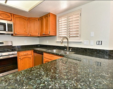 11620 Laura Marie Drive - Photo Thumbnail 18