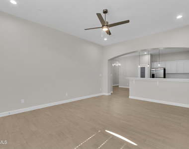 13931 Sky Harbor Avenue - Photo Thumbnail 4