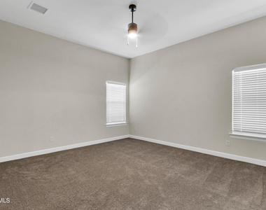 13931 Sky Harbor Avenue - Photo Thumbnail 28