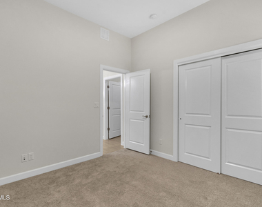 13931 Sky Harbor Avenue - Photo Thumbnail 20