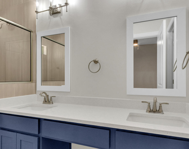 13931 Sky Harbor Avenue - Photo Thumbnail 32