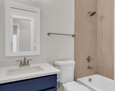 13931 Sky Harbor Avenue - Photo Thumbnail 22