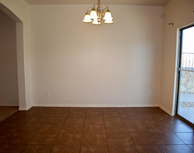 5036 Copper Ranch Avenue - Photo Thumbnail 5