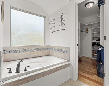 13221 Pocklington Road - Photo Thumbnail 22