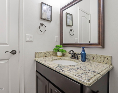 13221 Pocklington Road - Photo Thumbnail 27
