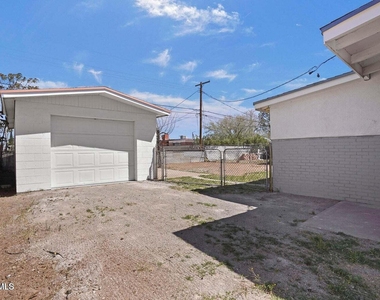 5021 Tetons Drive - Photo Thumbnail 22