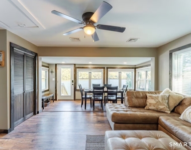 37 Sheldon Circle - Photo Thumbnail 2