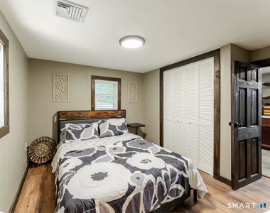 37 Sheldon Circle - Photo Thumbnail 10