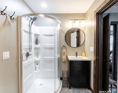 37 Sheldon Circle - Photo Thumbnail 12