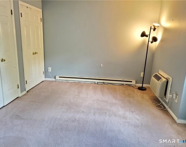 34 Glenwood Avenue - Photo Thumbnail 3