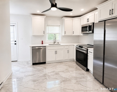 52 Dewey Street - Photo Thumbnail 4