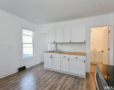 22 Kelley Street - Photo Thumbnail 4