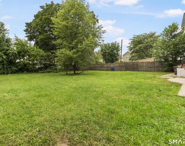 354 Poplar Street - Photo Thumbnail 38