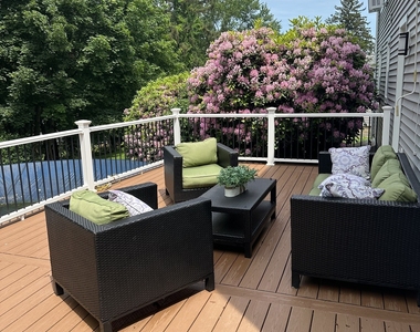 54 Randall Drive - Photo Thumbnail 5