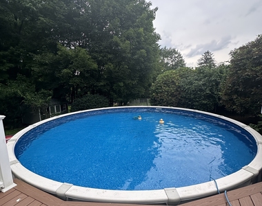 54 Randall Drive - Photo Thumbnail 6