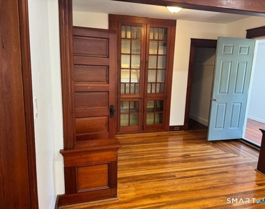 226 Broad Street - Photo Thumbnail 3
