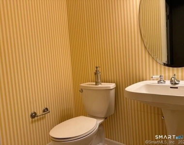 63 Glenrock Road - Photo Thumbnail 7