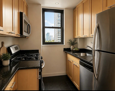 333 East 49th Street - Photo Thumbnail 3