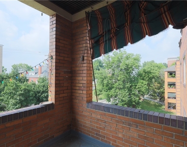 50 Academy Ave - Photo Thumbnail 11