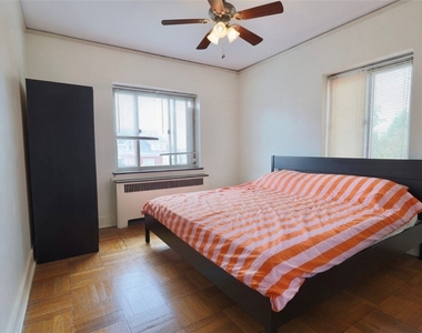 50 Academy Ave - Photo Thumbnail 27