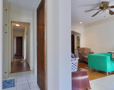 50 Academy Ave - Photo Thumbnail 15