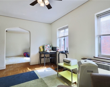 50 Academy Ave - Photo Thumbnail 14