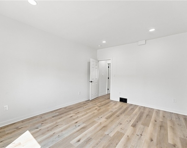 4014 Mintwood St - Photo Thumbnail 20