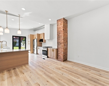 4014 Mintwood St - Photo Thumbnail 10
