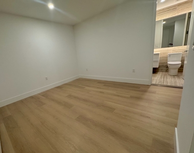 55 Broad Street - Photo Thumbnail 6