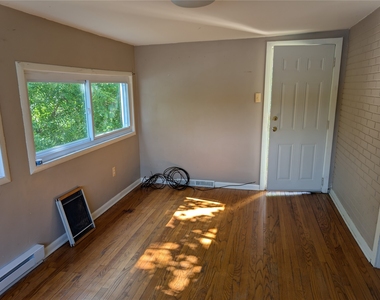 86 Burr Avenue - Photo Thumbnail 10