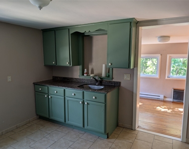 86 Burr Avenue - Photo Thumbnail 8