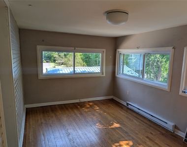 86 Burr Avenue - Photo Thumbnail 9