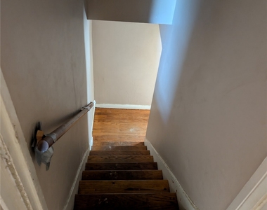 86 Burr Avenue - Photo Thumbnail 3