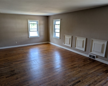 86 Burr Avenue - Photo Thumbnail 6