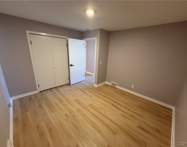 106 Keith Drive - Photo Thumbnail 15