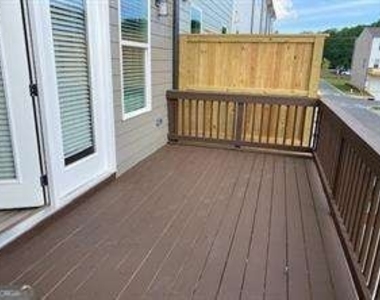 2242 Whistler Way Ne - Photo Thumbnail 7