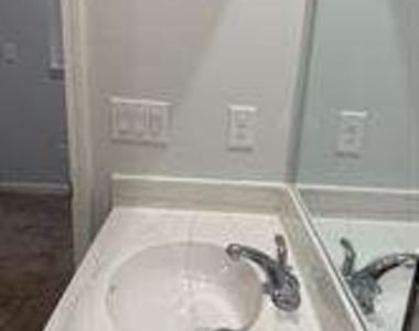 2242 Whistler Way Ne - Photo Thumbnail 18
