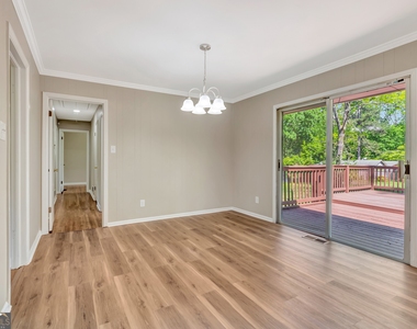 335 Kelly Drive - Photo Thumbnail 7