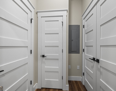 958a Church Street - Photo Thumbnail 7