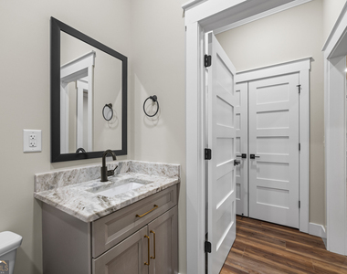 958a Church Street - Photo Thumbnail 9