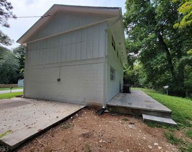 6628 Stark Court - Photo Thumbnail 13