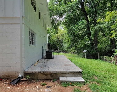 6628 Stark Court - Photo Thumbnail 15