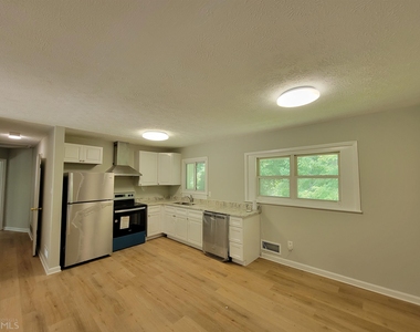 6628 Stark Court - Photo Thumbnail 3