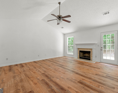 214 Cheyenne Way - Photo Thumbnail 10
