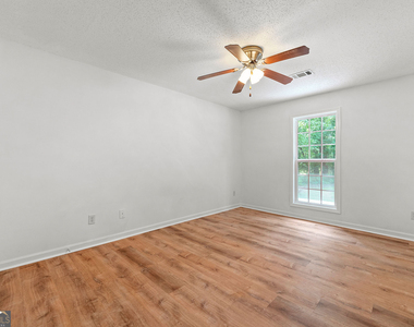 214 Cheyenne Way - Photo Thumbnail 25